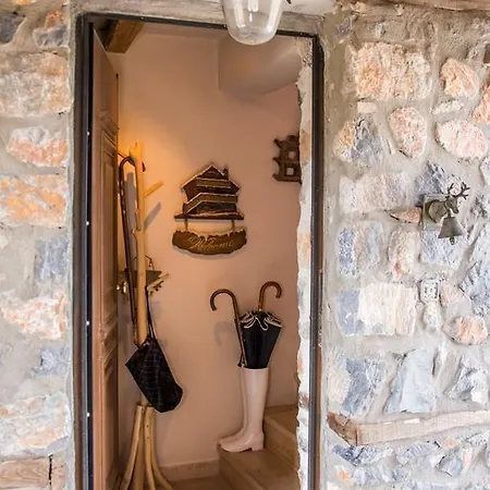 Oak & Pine Apartment Agios Athanasios  Exterior photo